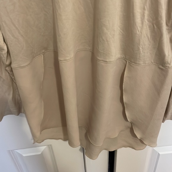 Beige long sleeve blouse! - Picture 2 of 3